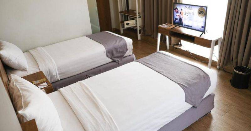 agoda.com/Nearby Attraction